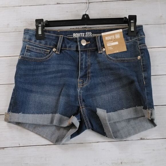 Women's Mid-Rise Denim Rolled Cuff Shorts Size 6 Regular - Picture 1 of 4